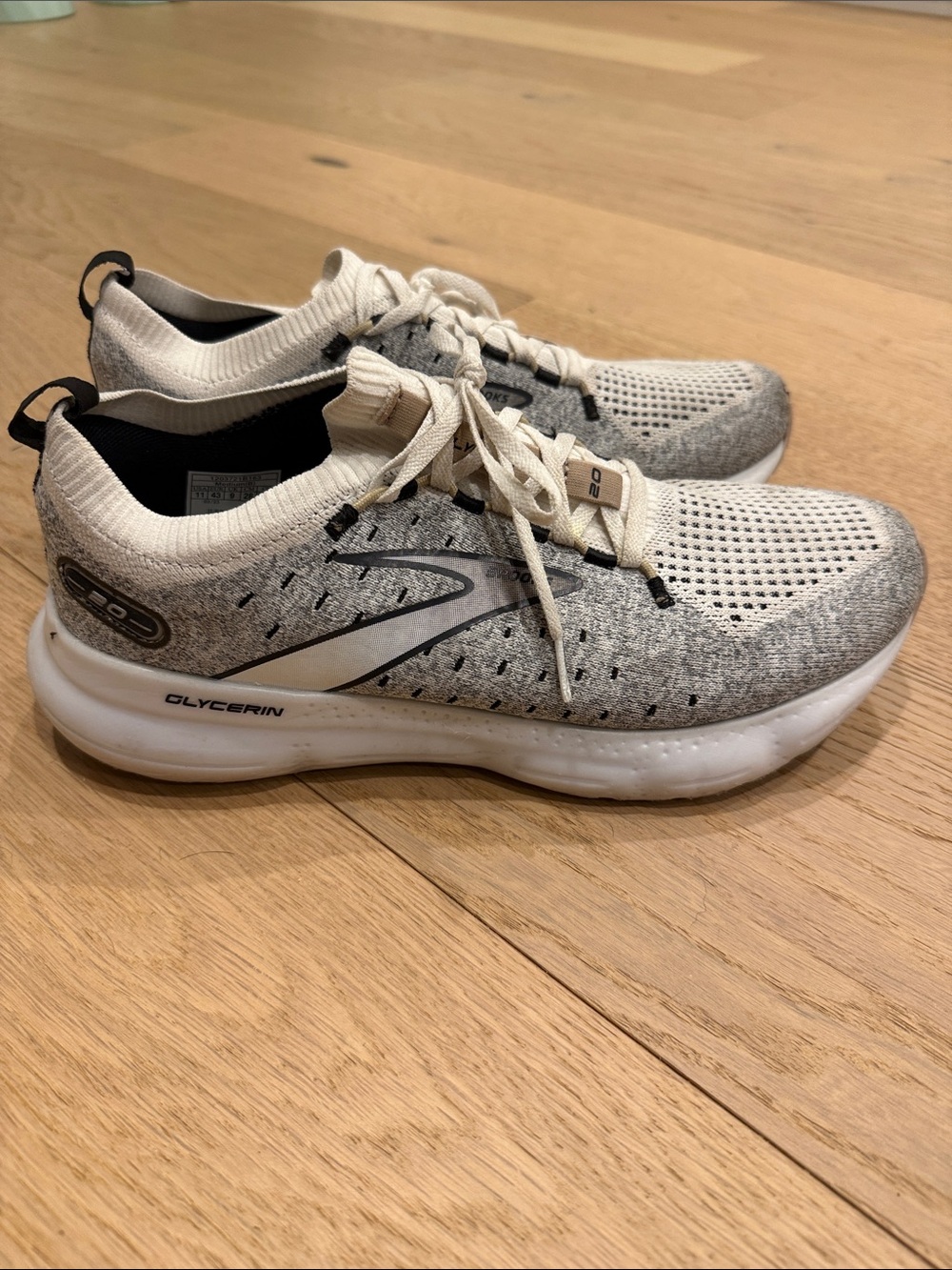 Brooks Glycerin 20 Knit Running Shoes - White and Gray women’s size 11